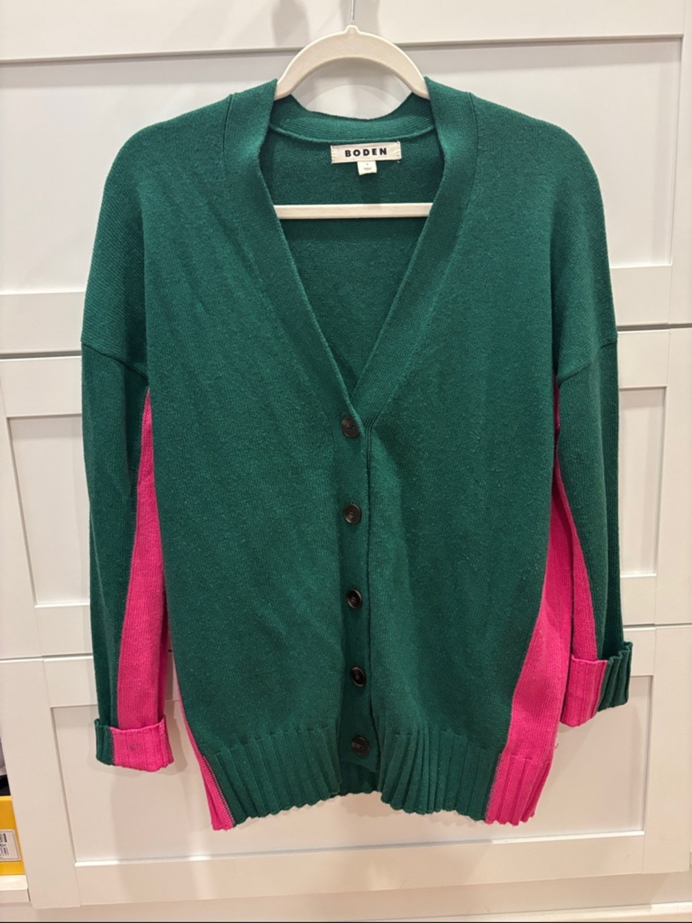 Boden Zia Green and hot pink cardigan sweater